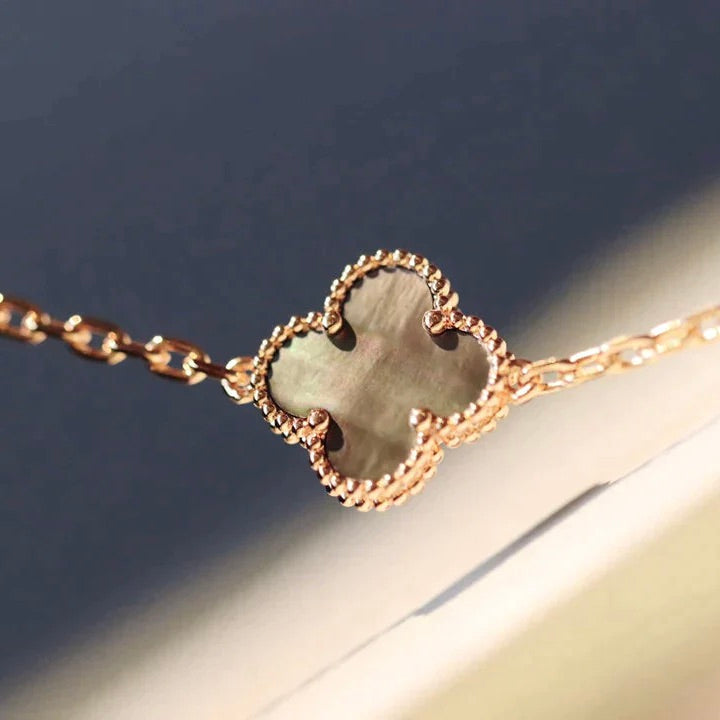 [basloveJW]CLOVER 20 MOTIFS DARK MOP DIAMOND HALSKETTE