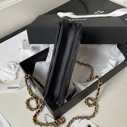 CC MINI 17 BAG IN BLACK CALFSKIN GOLD HARDWARE
