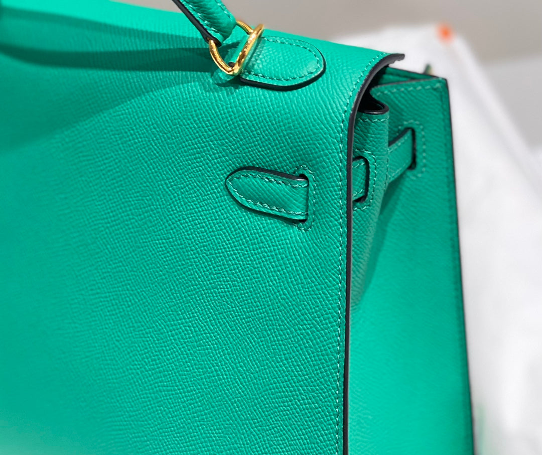 KELLY 25CM IN VERT VERTIGO EPSOM CALFSKIN GOLD HARDWARE