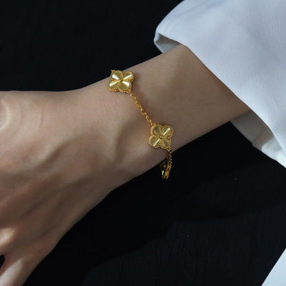 [AURORA] CLOVER 5 MOTIF LASER BRACELET COLLECTION