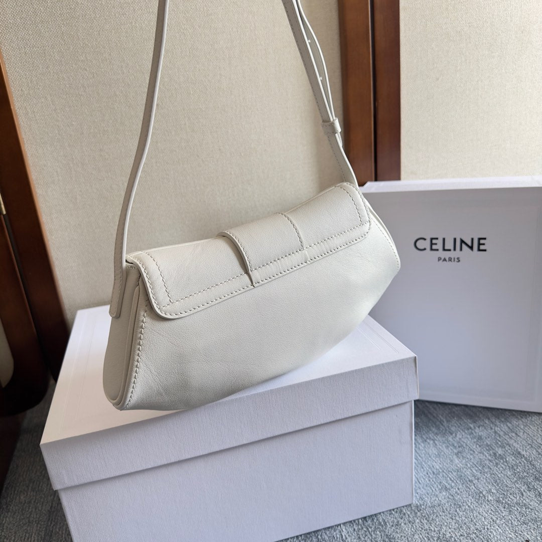 TEEN POLLY 29 IN WHITE CALFSKIN SILVER HARDWARE