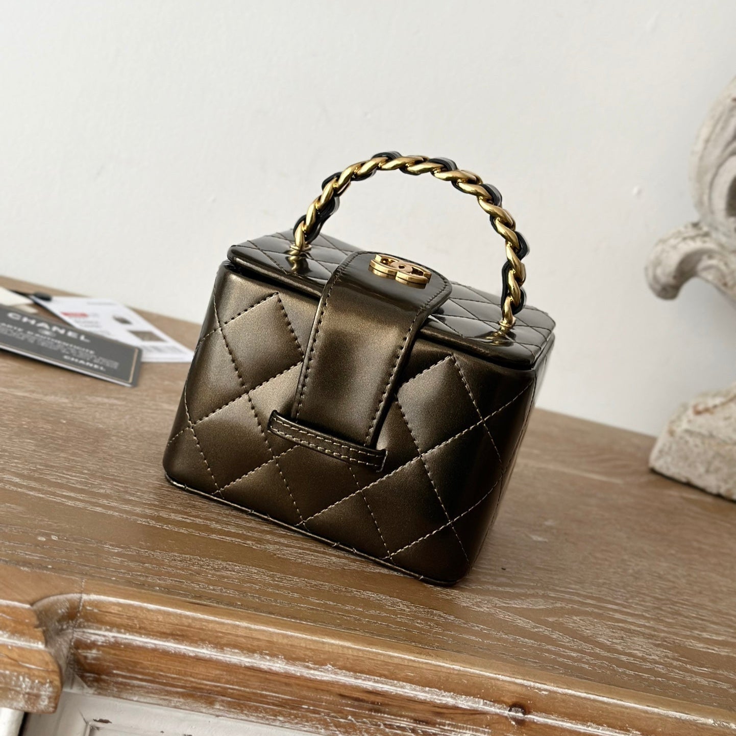 MINI VINTAGE COSMETIC BAG 11 IN MIKADO SHINY CALFSKIN GOLD HARDWARE