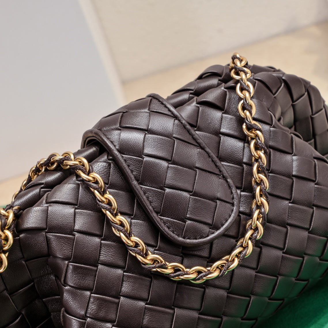 Teen Lauren 1980 With Chain 31.5 Chocolate Leather Ghw