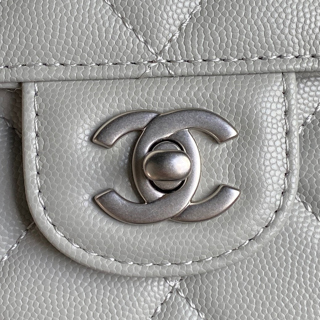 RETRO STYLE FLAP BAG 22 IN RHINO GRAY GRAINED CALFSKIN GOLD HARDWARE